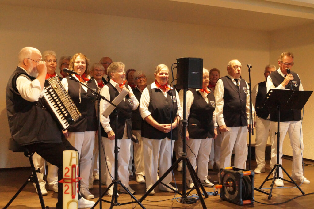 Der Nordseechor bei seiner Darbietung.